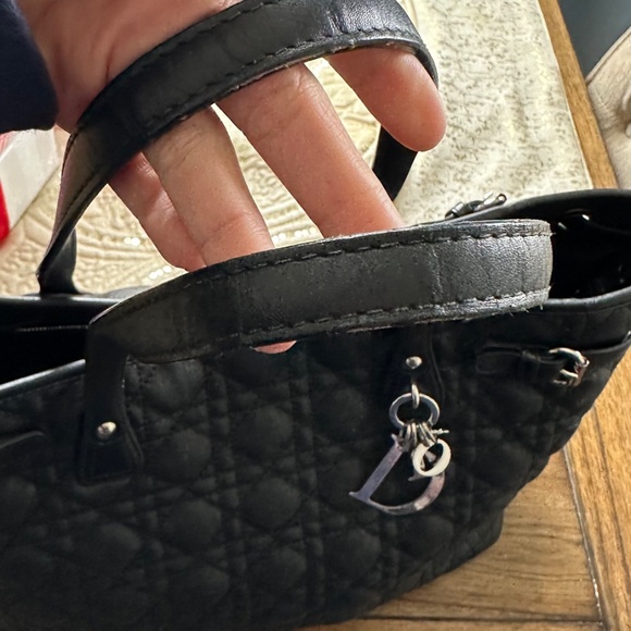 Dior Cannage Black Tote - Picture 5 of 17